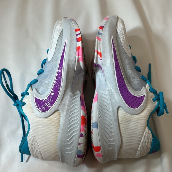 Nike Zoom Freak 4 SE size 3.5 - Picture 9 of 16